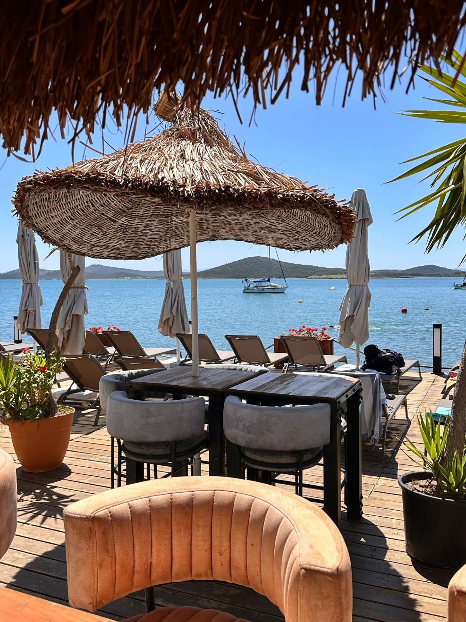Cunda Panorama Otel Ayvalı Buitenkant foto