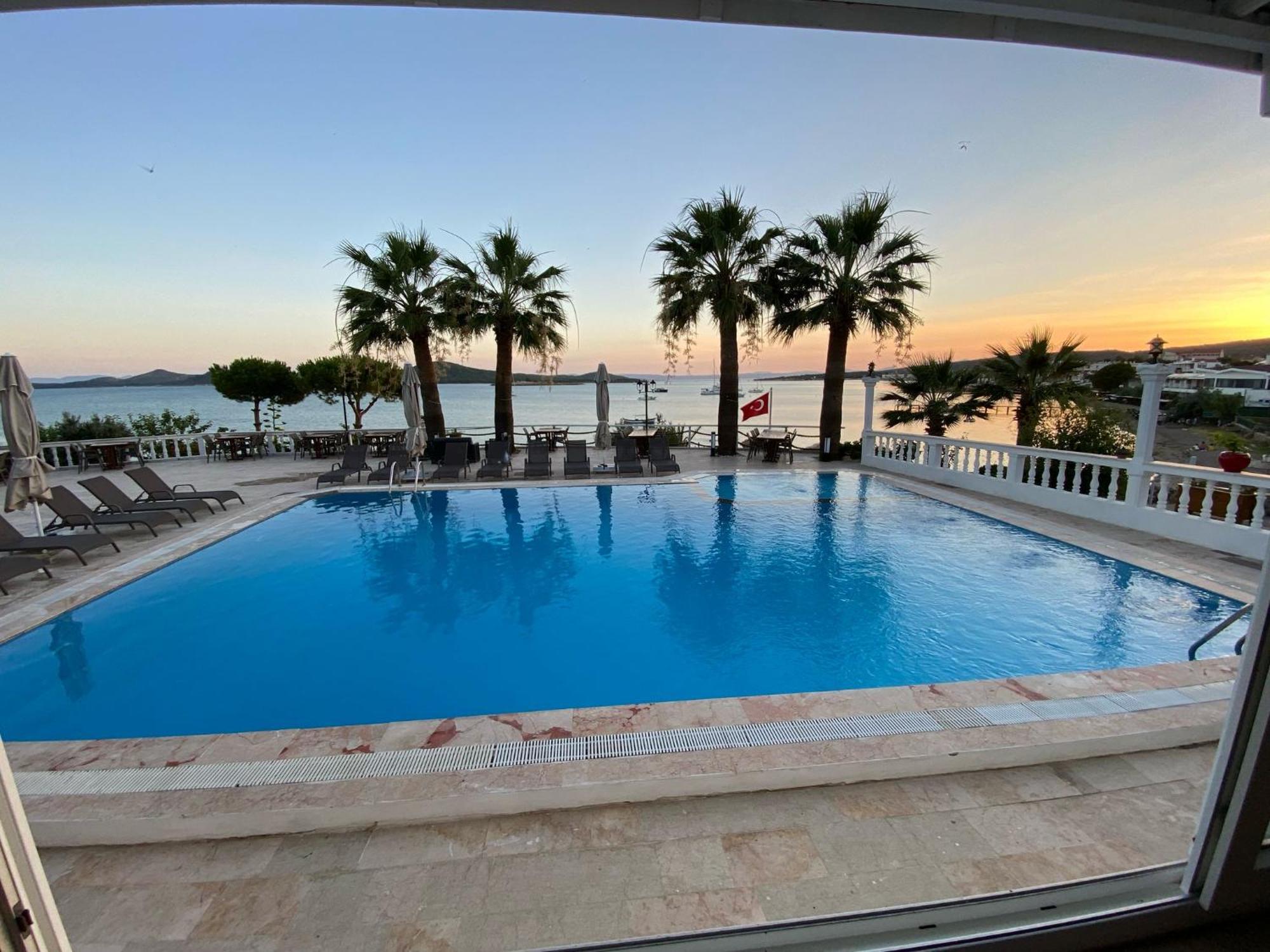 Cunda Panorama Otel Ayvalı Buitenkant foto
