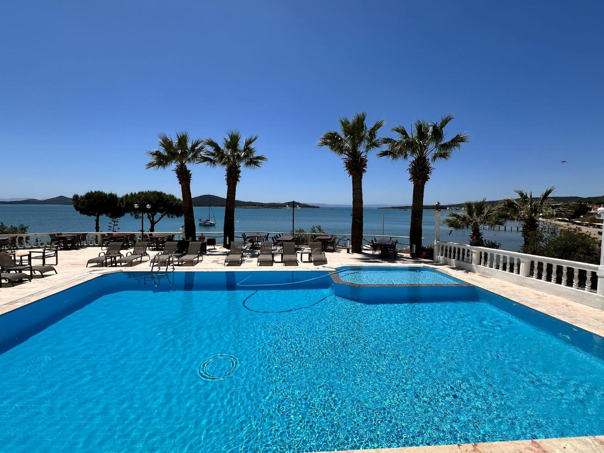 Cunda Panorama Otel Ayvalı Buitenkant foto